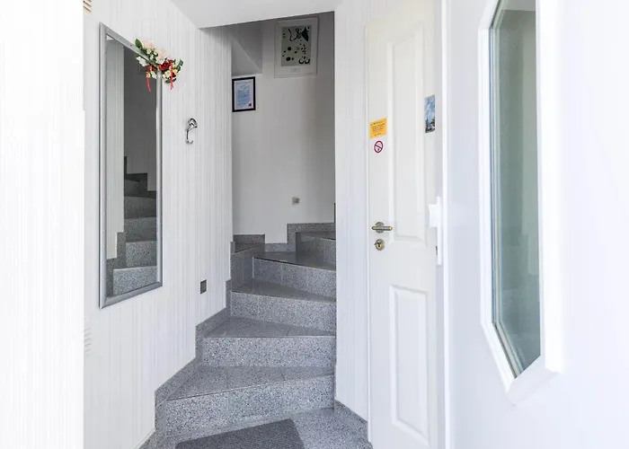 Apartman Rosenweg 16 11 *